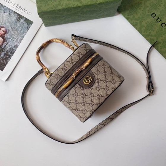 760200 15.5X13.5X4cm YG 2colour